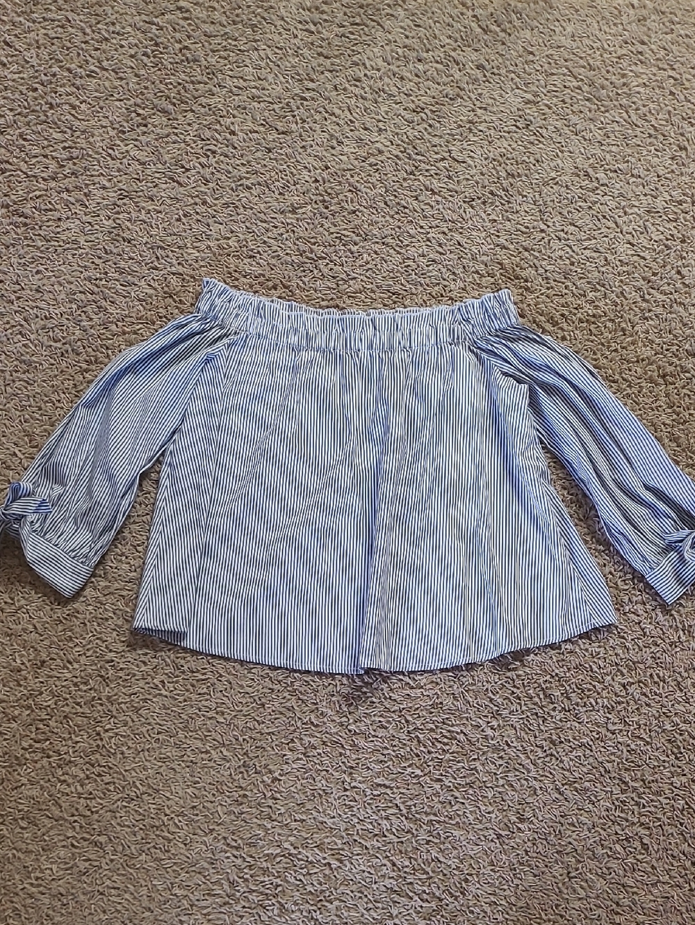 American Eagle - Blue/White Stripe Off Shoulder Top with Bows  Size Small